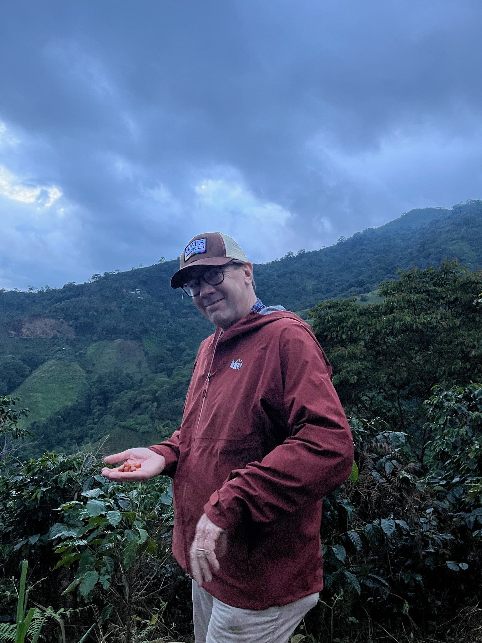 How Microbes Shape Organic Coffee Flavor